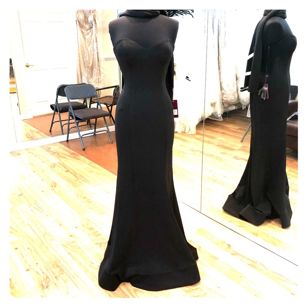 Formal mermaid gown